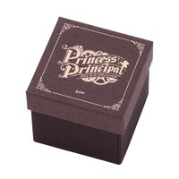 「プリンセス・プリンシパル Cボールネックレス」付属のボックス。