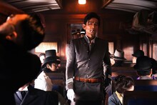 映画「るろうに剣心 最終章」より、江口洋介扮する斎藤一。