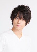 J役の竹中凌平。