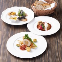 「アルテ」とダイニング＆バー オーヴェストのコラボメニュー。