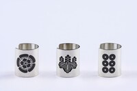 「Bite Maker ～王様のΩ～」4巻の限定版に付属するイヤーカフ。