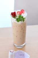 「安藤特製ホワイトデーミルクティー」