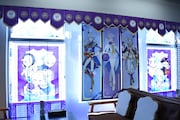 店内の様子。これまでのAMO CAFEでの「プリパラ」コラボカフェと異なり、落ち着いた内装に仕上げられている。
