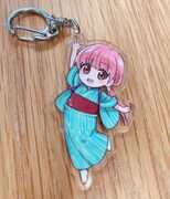 連動購入特典のアクリルキーホルダー。