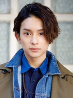 芥川龍之介役の橋本祥平。