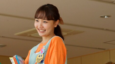 手島実優演じる北川トキコ。