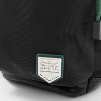 「暁 切歌 モデル リュック」