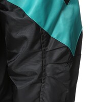 「暁 切歌 モデル ブルゾン」