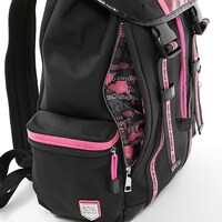 「月読 調 モデル リュック」