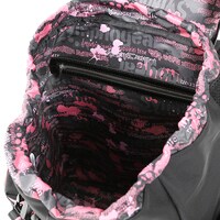 「月読 調 モデル リュック」