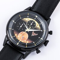 我妻善逸モデルの腕時計。