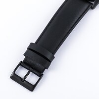 竈門禰豆子モデルの腕時計。