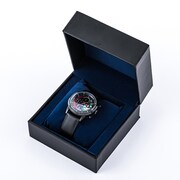 冨岡義勇モデルの腕時計。