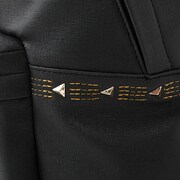 我妻善逸モデルのバッグ。