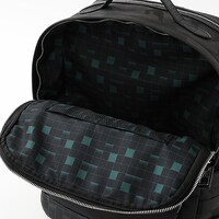 竈門炭治郎モデルのバッグ。