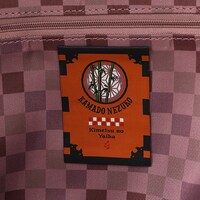 竈門禰豆子モデルのバッグ。