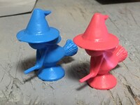 ボードゲーム「影の魔法と魔物たち」で使用する駒。