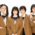 ホームズ5代目の女子高生探偵によるミステリー小説 鳴見なるが表紙を描く コミックナタリー ホームズ5代目の女子高生探偵によるミステリー小説 鳴見なるが表紙を描く コミックナタリー