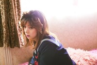 池田エライザ扮する犬神尾仁子。 (c)テレビ東京