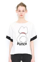 ショートスリーブTシャツ「パンチ」の着用イメージ。