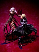 「間桐桜-マキリの杯- 1/7スケールフィギュア」と「セイバーオルタ 1/7スケールフィギュア」を並べたところ。