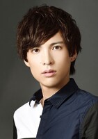 ヘンドリクセン役の輝馬。