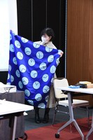 「超大型タイムふろしき」を広げた様子。