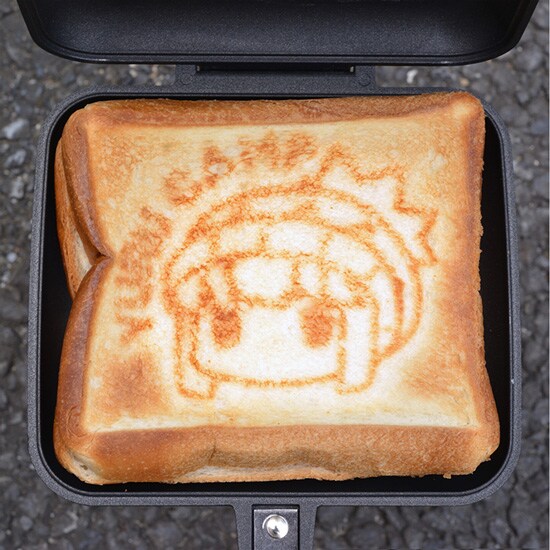 「ゆるキャン△ ホットサンドメーカー」使用イメージ