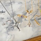 「FGO」マシュ、ギルガメッシュ、キングゥらの衣装や宝具がシルバーアクセサリーに