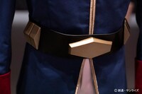 CMに登場する連邦軍の制服。