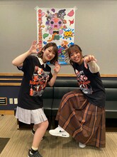 左から岡咲美保、弘松芹香。