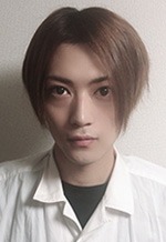 寒咲通司役の村上渉。