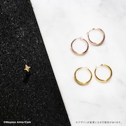 「ピエールの氷雪のピアス」(左)、「ショコラのルーンピアス」(右上)、「バニラのルーンピアス」(右下)。