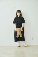 「オカザキさんの喪服ワンピース」ダマスク柄