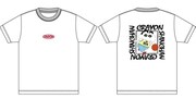 「クレヨンしんちゃん」×SPINNSのTシャツ。
