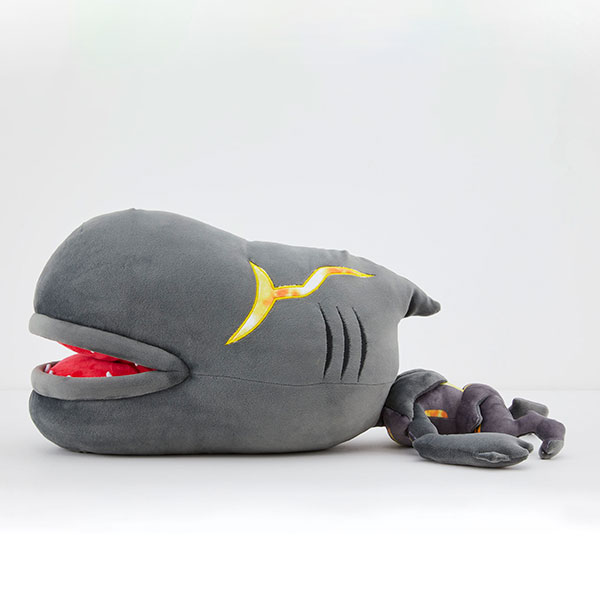 「戦姫絶唱シンフォギアG ネフィリム腕枕ぬいぐるみ」