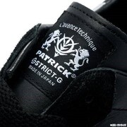 「STRICT-G×PATRICK 『機動戦士ガンダム』マラソン・レザースニーカー ジオン軍モデル」のシュータン。