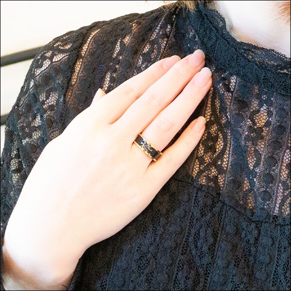 TVアニメ「ありふれた職業で世界最強」に登場する「宝物庫」をモチーフ