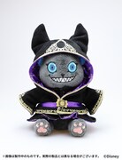 式典服バージョンのグリムマスコット（正面）。