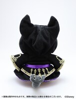 式典服バージョンのグリムマスコット（後ろ）。