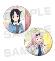 「描き下ろしイラスト 雨の日のお出かけver. BIG缶バッジ」全2種