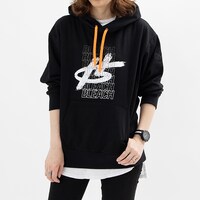 黒崎一護モデルのパーカーの着用イメージ。