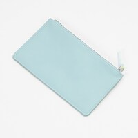 日番谷冬獅郎モデルのバッグ。