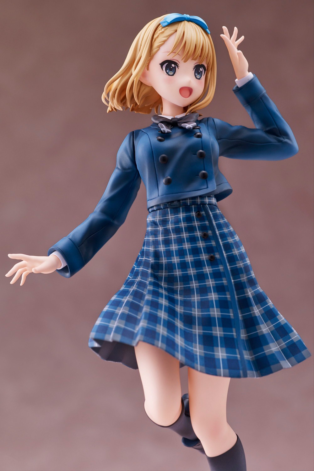 「斎藤ニコル 1/7スケールフィギュア」