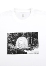 水木しげるが描いたアマビエをデザインしたTシャツ。