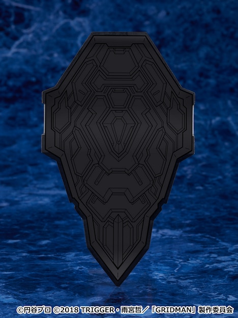 雨宮哲によって新たにデザインされた「プライマルアクセプター」の背面。