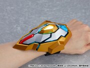 「プライマルアクセプター」の装着イメージ。