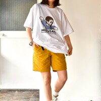 ビッグTシャツ着用イメージ。