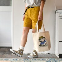 トートバッグ使用イメージ。