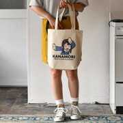 トートバッグ使用イメージ。